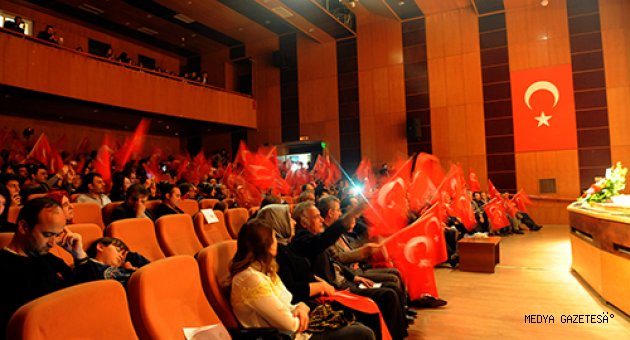 BÜYÜKŞEHİR’DEN ŞEHİTLERİ ANMA KONSERİ