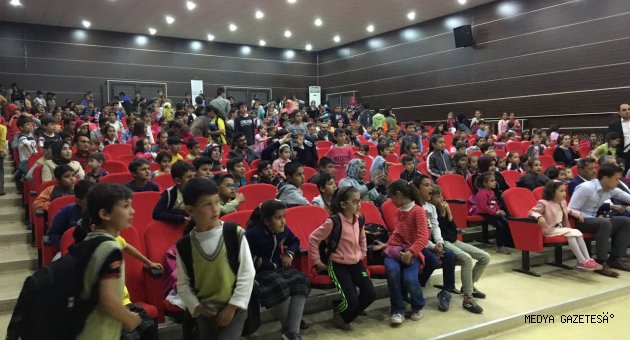 BÜYÜKŞEHİR’DEN TÜRKOĞLU’NDA BAYRAM ETKİNLİĞİ