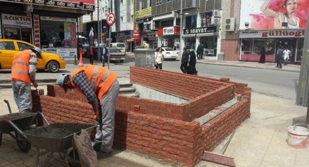 BÜYÜKŞEHİR'İN BAHAR TEMİZLİĞİ DEVAM EDİYOR