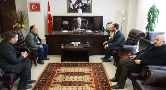 ÇADİR KENT YÖNETİMİNDEN MÜFTÜ GEVHER’E TEŞEKKÜR ZİYARETİ