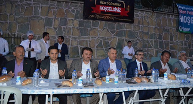 Çağlayancerit’te İftar Bir Başka Güzel