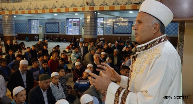 ''Camiler Kin Ve Nefretin Giremediği Yerlerdir”