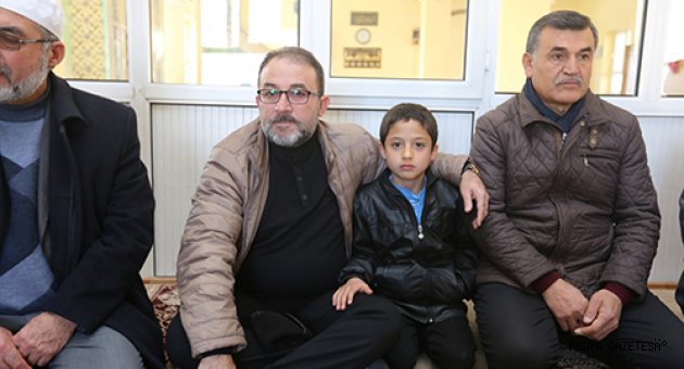 CAMİLER TEMİZLENİYOR, GENÇLER BİLİNÇLENİYOR