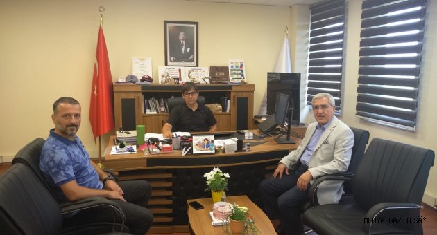 Can’ın, İzmir Kâtip Çelebi Üniversitesi Ziyaretinde Üniversitelerarası İşbirliği Konuları Görüşüldü