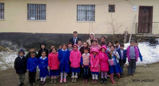ÇARDAK İLKOKULU, ERİCEK MÜDÜRLER İLKOKULU’NU ZİYARET ETTİ