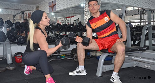 Çevre baskısına dayanamadı, 6 ayda 52 kilo verdi