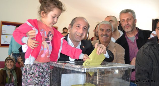 CHP’li Öztunç Oyunu Pazarcık’ta Kullandı.