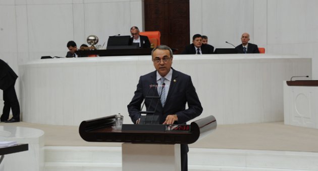 “ÇİFTÇİLER BORÇLARINDAN DOLAYI ZOR DURUMDA”