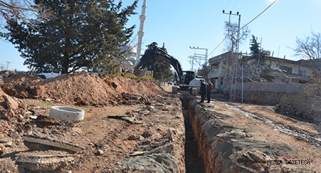 CÜCELİ MAHALLESİNİN KANALİZASYON SORUNU DA BİTİYOR