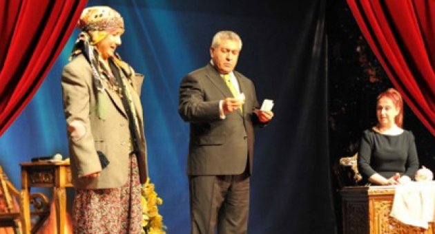 “DELİ BAHAR YARIŞIYOR”