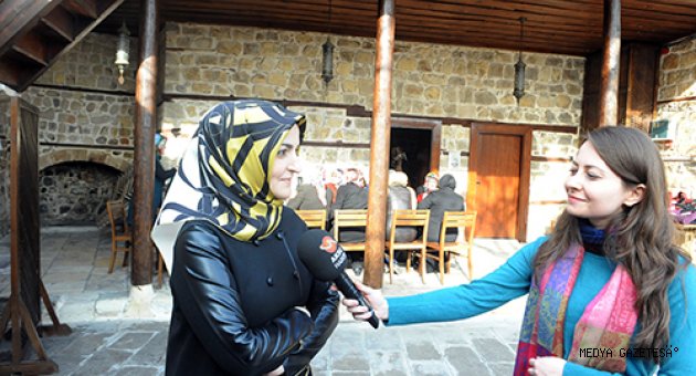 DELİGÖNÜLLLER KONAĞI’NDA KEÇE TASARIM KURSU