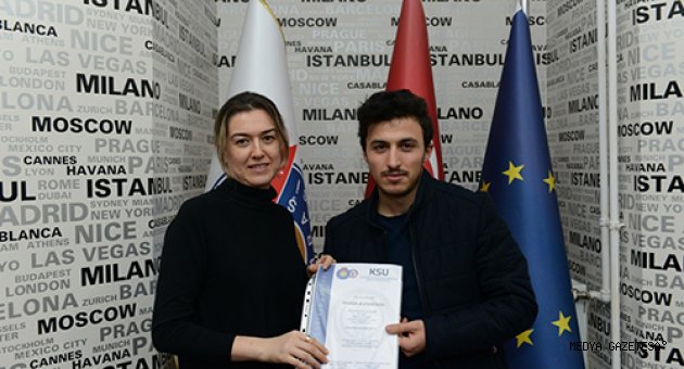 Dil Kursunu Başarıyla Tamamladı