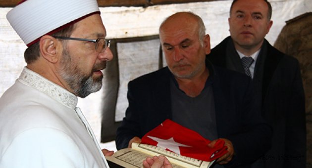 Diyanet İşleri Başkanı Erbaş'tan çığ şehidine taziye ziyareti
