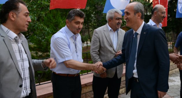 DULKADİROĞLU AİLESİ İFTARDA BULUŞTU