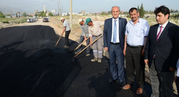 DULKADİROĞLU’NDA HEDEF 1 MİLYON METREKARE ASFALT