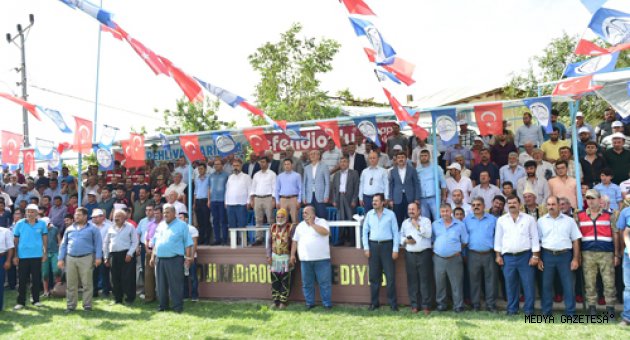 DULKADİROĞLU’NDAN BERTİZ’DE GÖRKEMLİ GÜREŞ FESTİVALİ