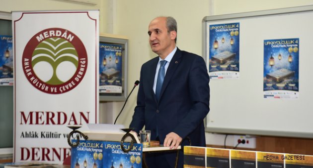 DULKADİROĞLU'NDAN KİTAP DAĞITIMI