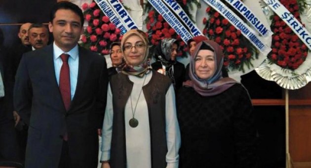 EKEN AKP KADIN KOLLARI İL KONGRESİNE KATILDI