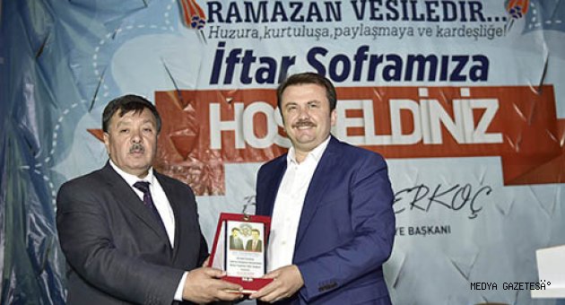 EKİNÖZÜ HALKI BÜYÜKŞEHİR İFTARINDA KAYNAŞTI
