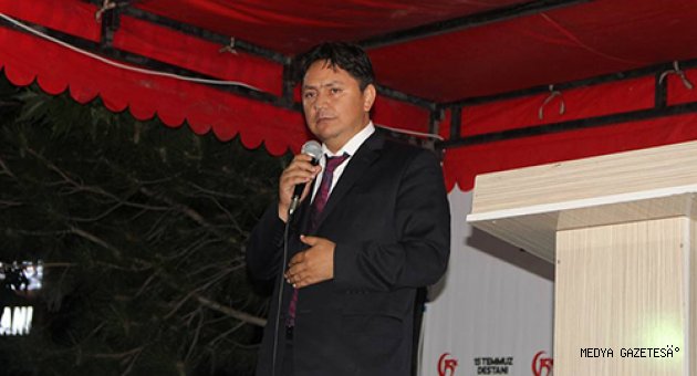 EKİNÖZÜ’NDE 15 TEMMUZ ŞEHİTLERİ KONFERNASI VERİLDİ.