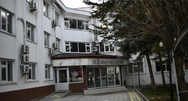 Elbistan Belediyesi, Avrupa’da yaşayan Elbistanlılara maske gönderdi
