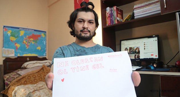 Elsiz ve ayaksız doğdu ama hayata sıkı sıkı sarıldı