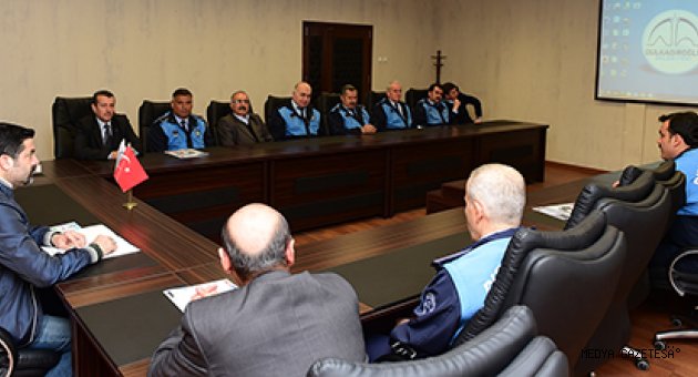 EMNİYETTEN DULKADİROĞLU BELEDİYESİ’NDE SEMİNER