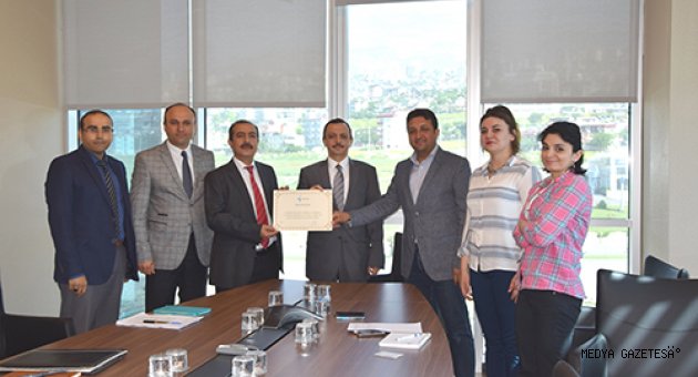 ENGELLİ İSTİHDAMINDA ÖRNEK TEŞKİL EDEN AKEDAŞ ELEKTRİK DAĞITIM A.Ş.’YE İŞKUR’DAN TEŞEKKÜR BELGESİ