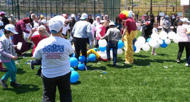 ENGELLİLER ELBİSTAN’DA GÖNÜLLERİNCE EĞLENDİ