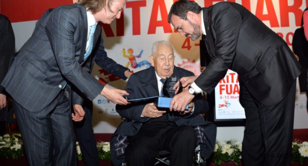 ENGELSİZ KALEMLER CNR KİTAP FUARINDA BULUŞTU