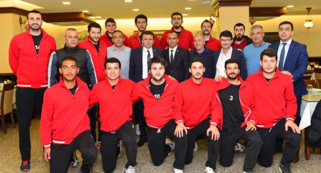 ERKOÇ VOLEYBOLCULARA BAŞARILAR DİLEDİ