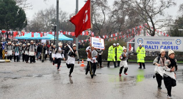 ETLİ PİLAV VE AYRAN İKRAMINA YOĞUN İLGİ