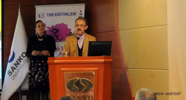 FARKLI SPOR DALLARINDA EGZERSİZ VE BESLENME SEMPOZYUMU