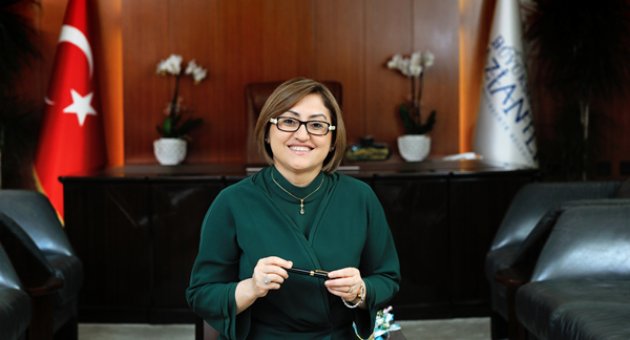 FATMA ŞAHİN'İN MEVLİD KANDİLİ MESAJI
