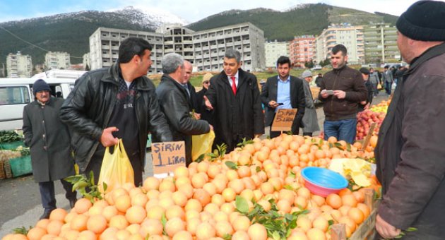 Fehmi Kiraz Pazarcı Esnafı ile Kucaklaştı.
