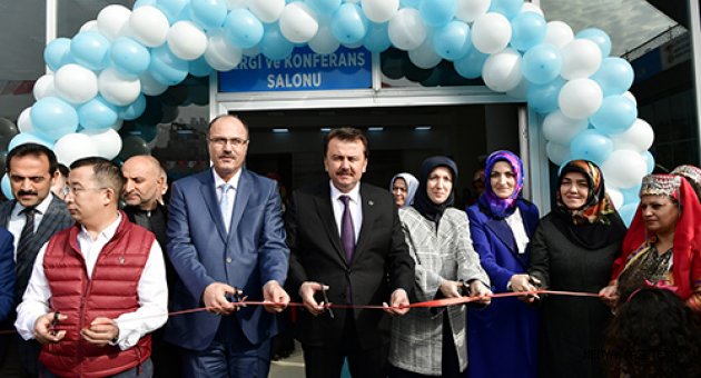 GELENEKSEL EL SANATLARI SERGİSİ AÇILDI
