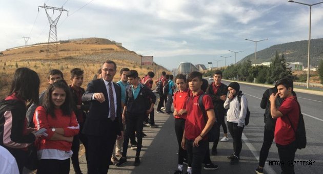 Gençlerimizin daima yanındayız…