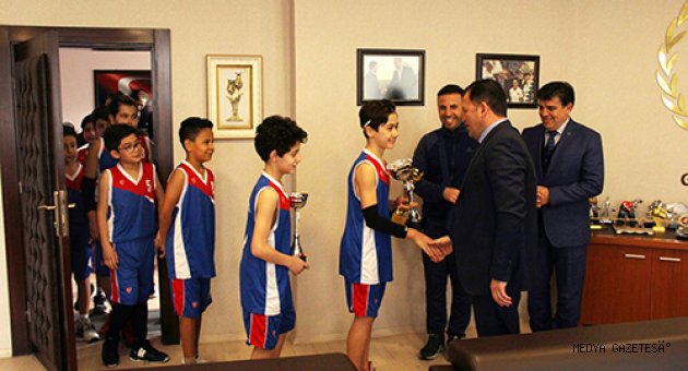 GENÇLİK SPOR KULÜBÜ BASKETBOL TAKIMIMIZ İL BİRİNCİSİ