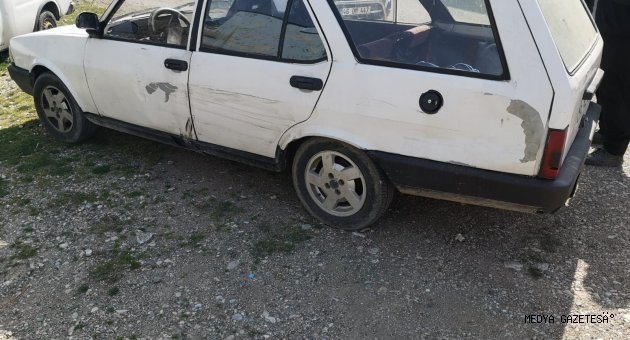 Gezmek için düz kontak yöntemiyle otomobil çalmışlar
