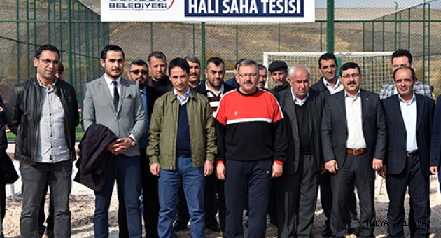 GÖKSUN BELEDİYESİ 10. HALI SAHAYI HİZMETE AÇTI