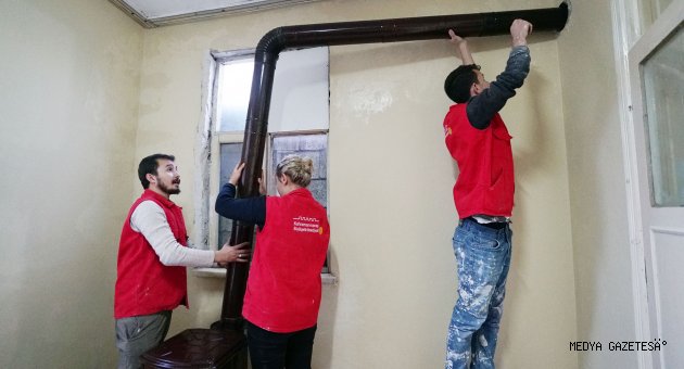 Gönüllü Gençlik Gönüllere Dokunuyor