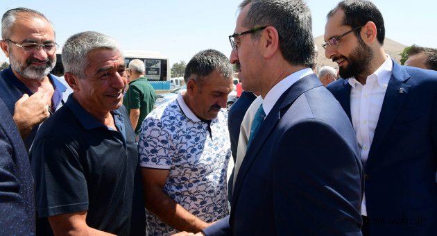 Grup Yollarının Bakımı Yapılıyor