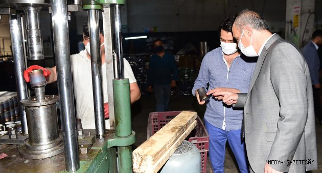 GÜÇLÜ EKONOMİ İÇİN DULKADİROĞLU GECE GÜNDÜZ ÇALIŞIYOR