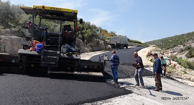 GÜCÜŞ MAHALLESİNDE SICAK ASFALT SEVİNCİ
