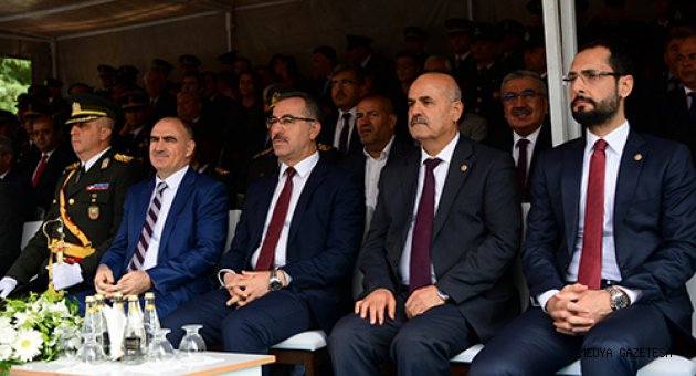 Güngör: “Kahraman Şehrimizin ve Ülkemizin Cumhuriyet Bayramı Kutlu Olsun”