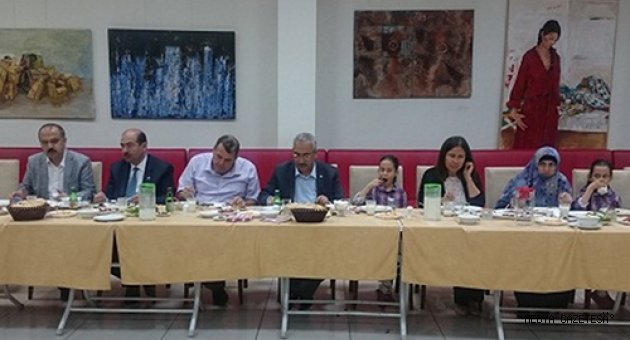 Güzel Sanatlar Fakültesi, Geleneksel İftar Yemeğinde Bir Araya Geldi