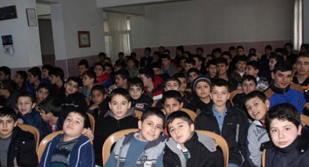 HAFIZLARA KİŞİSEL BAKIM VE SAĞLIKLI HAYAT SEMİNERİ