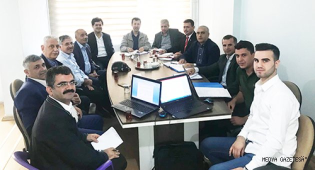 HALKELİNDE KÜÇÜKBAŞ HAYVAN ISLAHI 2017 YILI PROJE YÜRÜTME KURULU TOPLANTISI YAPILDI.