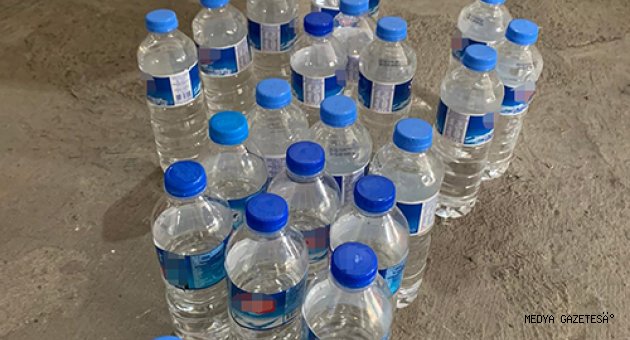 İmalathaneye dönüştürülen evde 2 bin 310 litre sahte içki ele geçirildi