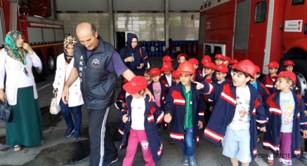 İTFAİYE GÖNÜLLÜSÜ MİNİK KAHRAMANLAR, FARKINDALIK EĞİTİMİ ALDI